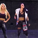 WWE_SmackDown_Live_2019_06_11_720p_HDTV_x264-NWCHD_mp40448.jpg
