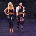 WWE_SmackDown_Live_2019_06_11_720p_HDTV_x264-NWCHD_mp40452.jpg