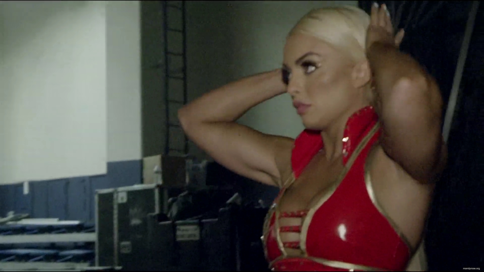 y2mate_com_-_behind_the_scenes_of_wwe_money_in_the_bank_2019_wwe_day_of_Q5yumYXqGvo_1080p_mp40967.jpg