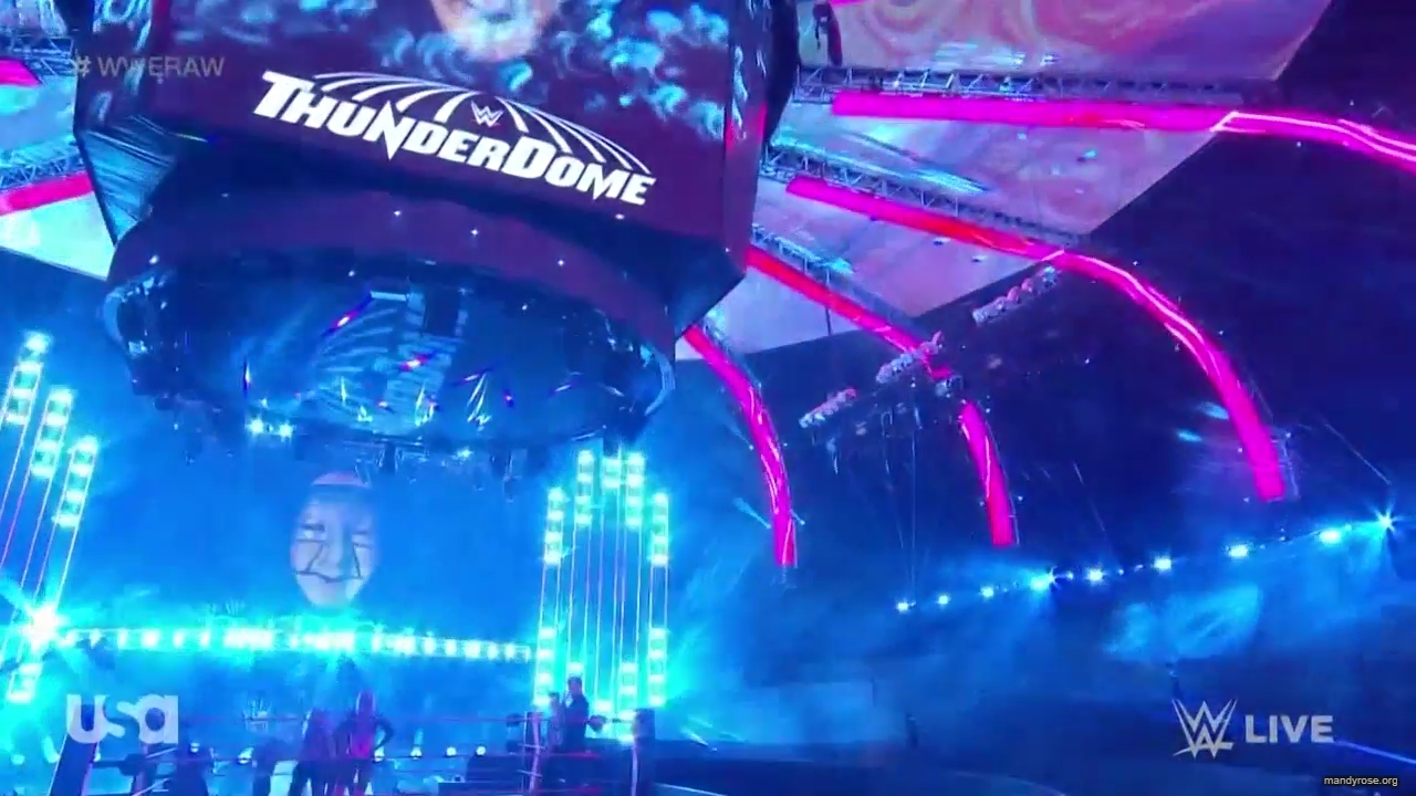 WWE_Monday_Night_Raw_2020_10_05_720p_HDTV_x264-NWCHD_mp40049.jpg